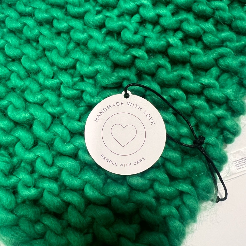 Urban Outfitters Handmade Chunky Knit Scarf in Emerald Green New
